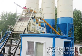 郑州长城建机：购买小型搅拌站设备须知