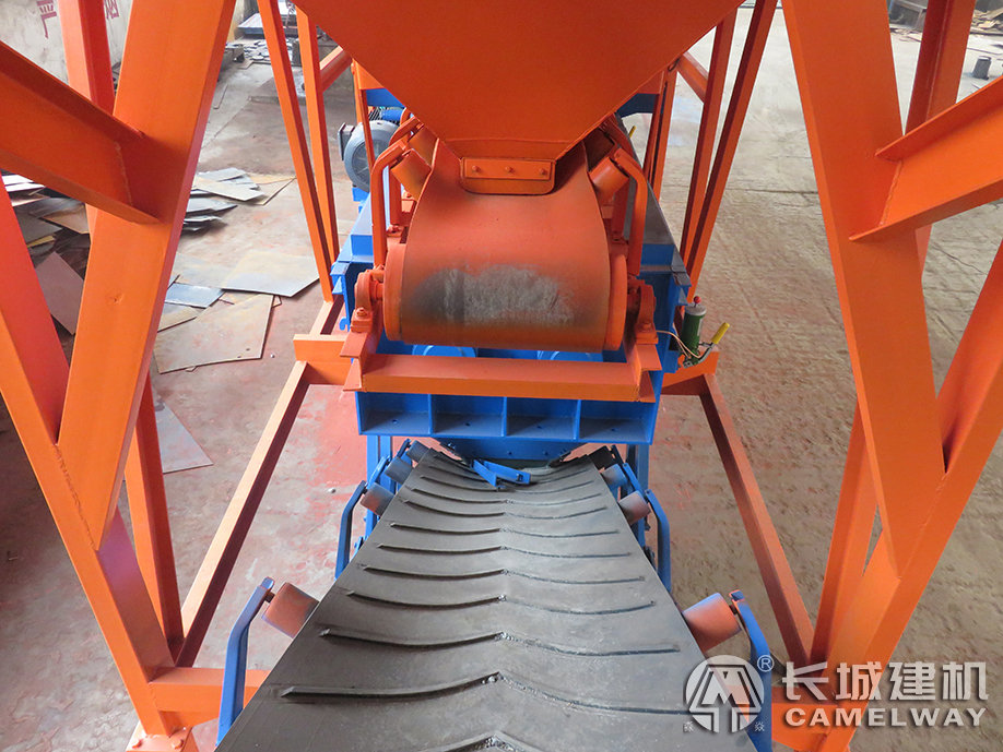 长城建机水稳拌合站输送系统