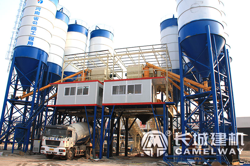 双hzs120搅拌站现场 双hzs120搅拌站现场