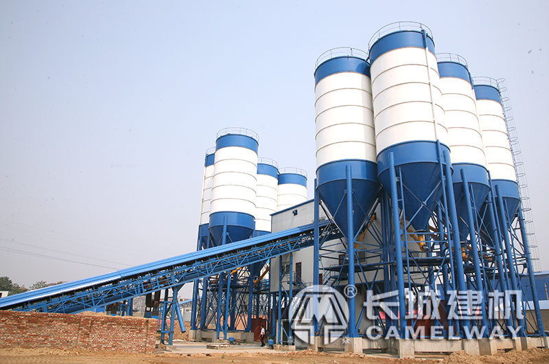 大型搅拌站设备实拍 大型搅拌站设备实拍