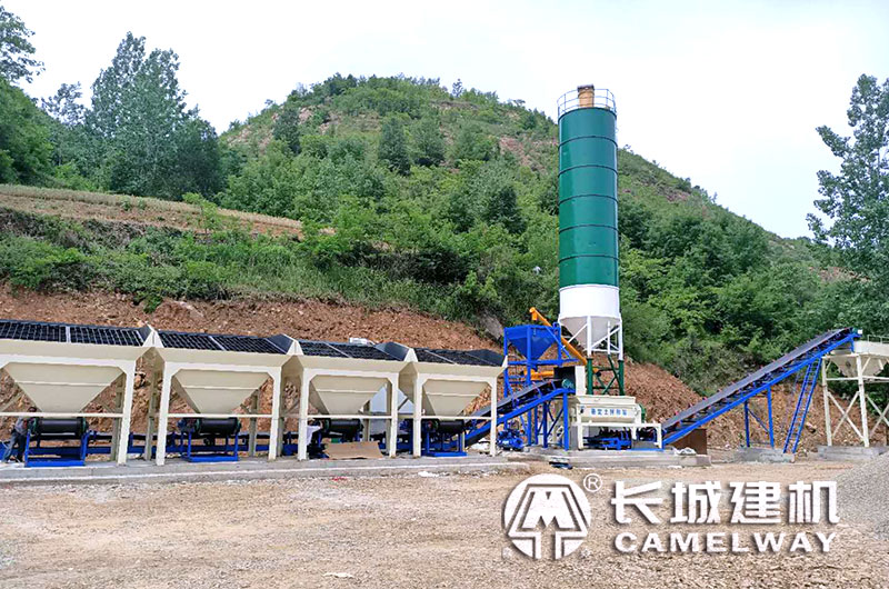 稳定土拌合站设备现场 稳定土拌合站设备现场