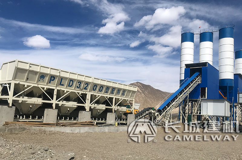 混凝土搅拌站实景 混凝土搅拌站实景